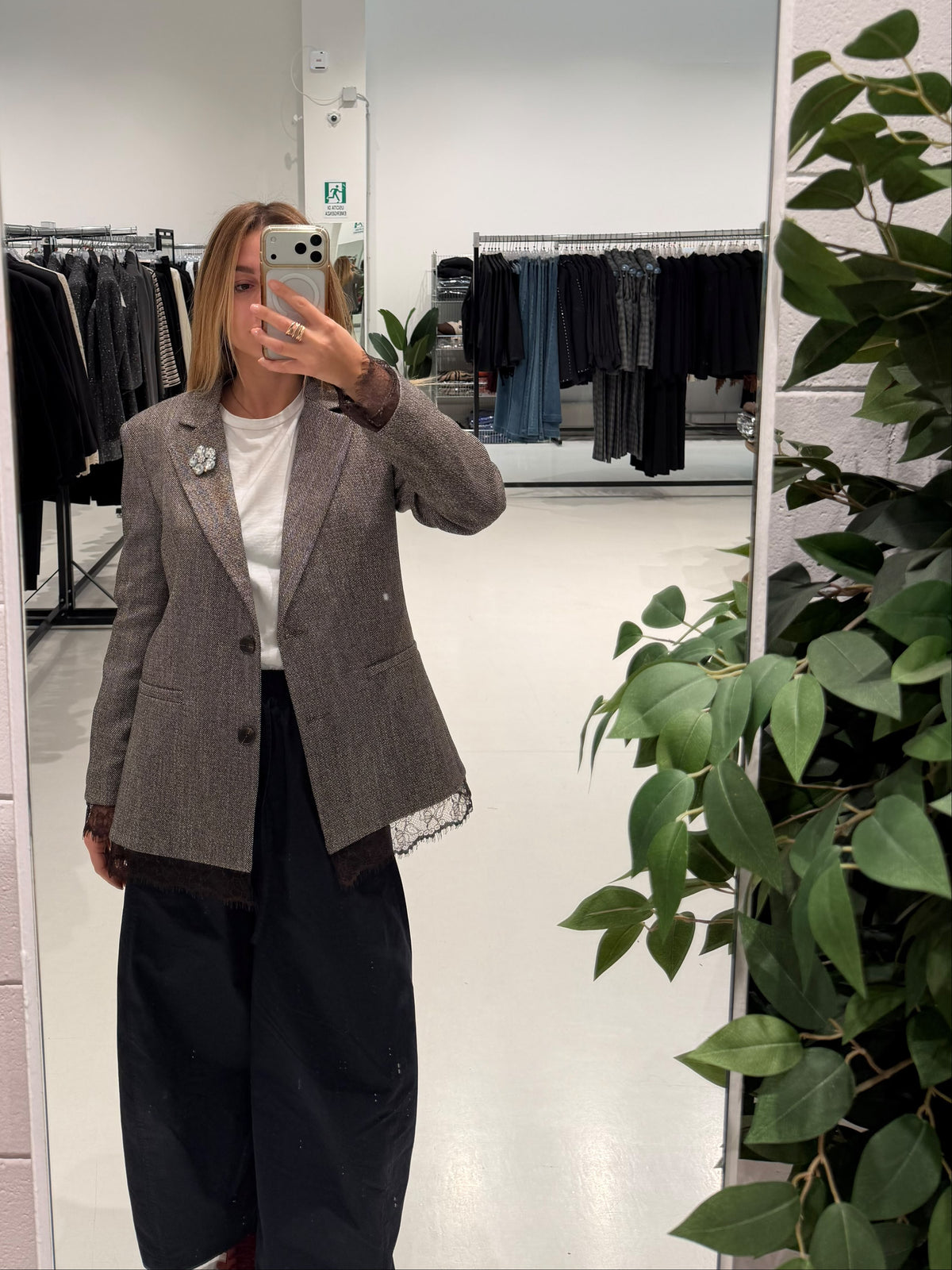 Giacca spigata con pizzo| MOKA