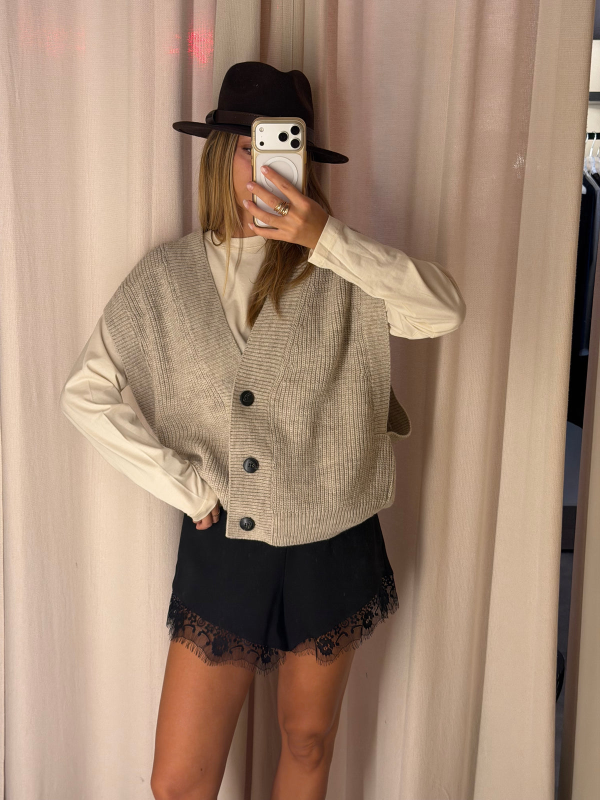Shorts con pizzo