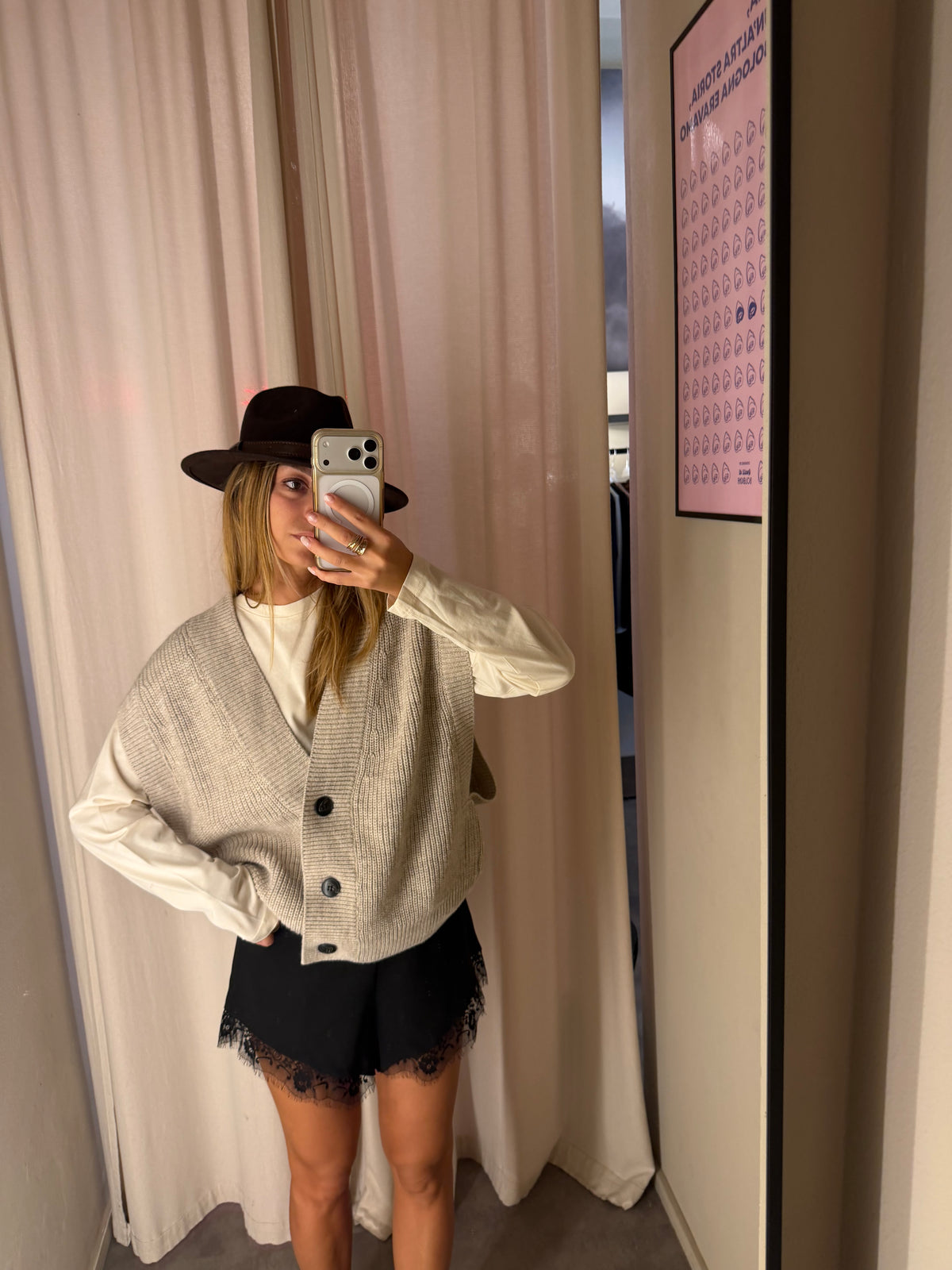 Shorts con pizzo