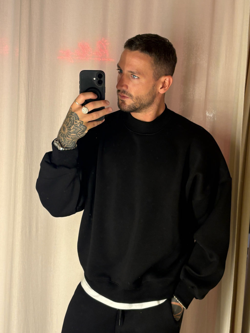 FELPA GIROCOLLO CROPPED FIT | Più Colori