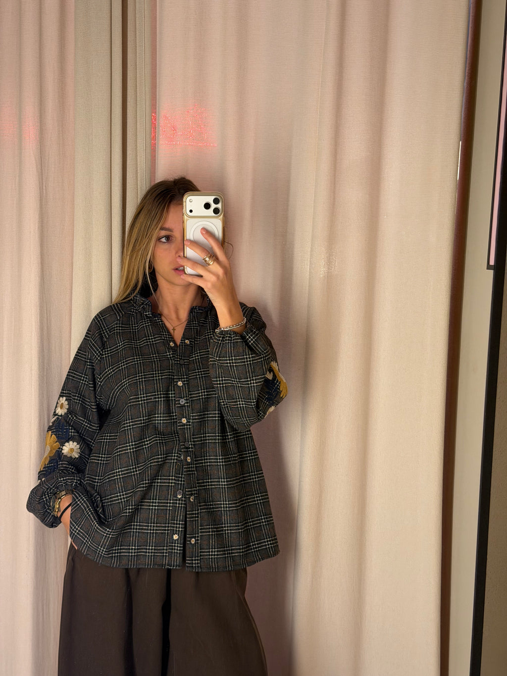 Camicia a quadri con ricami