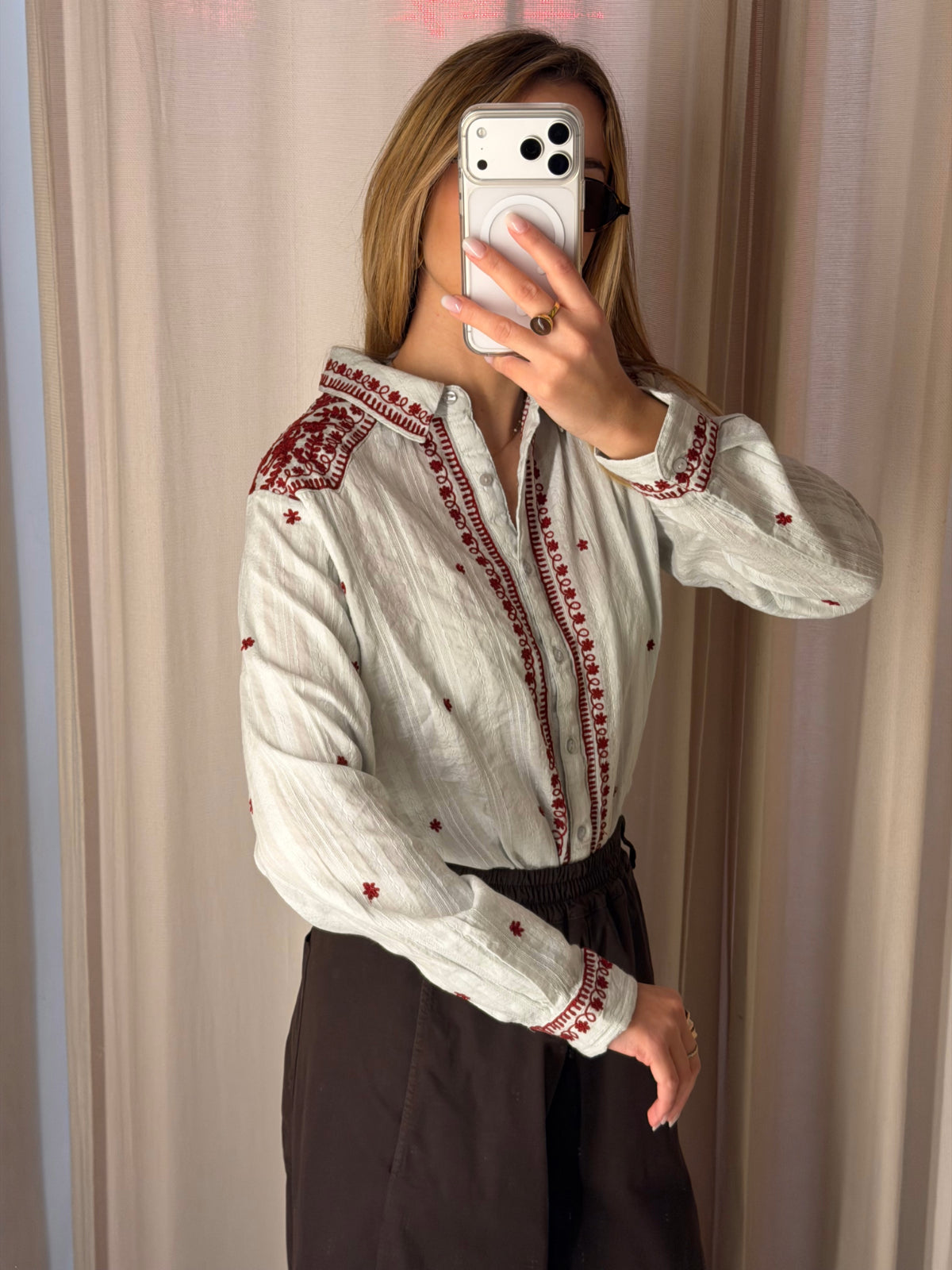 Camicia con Ricami