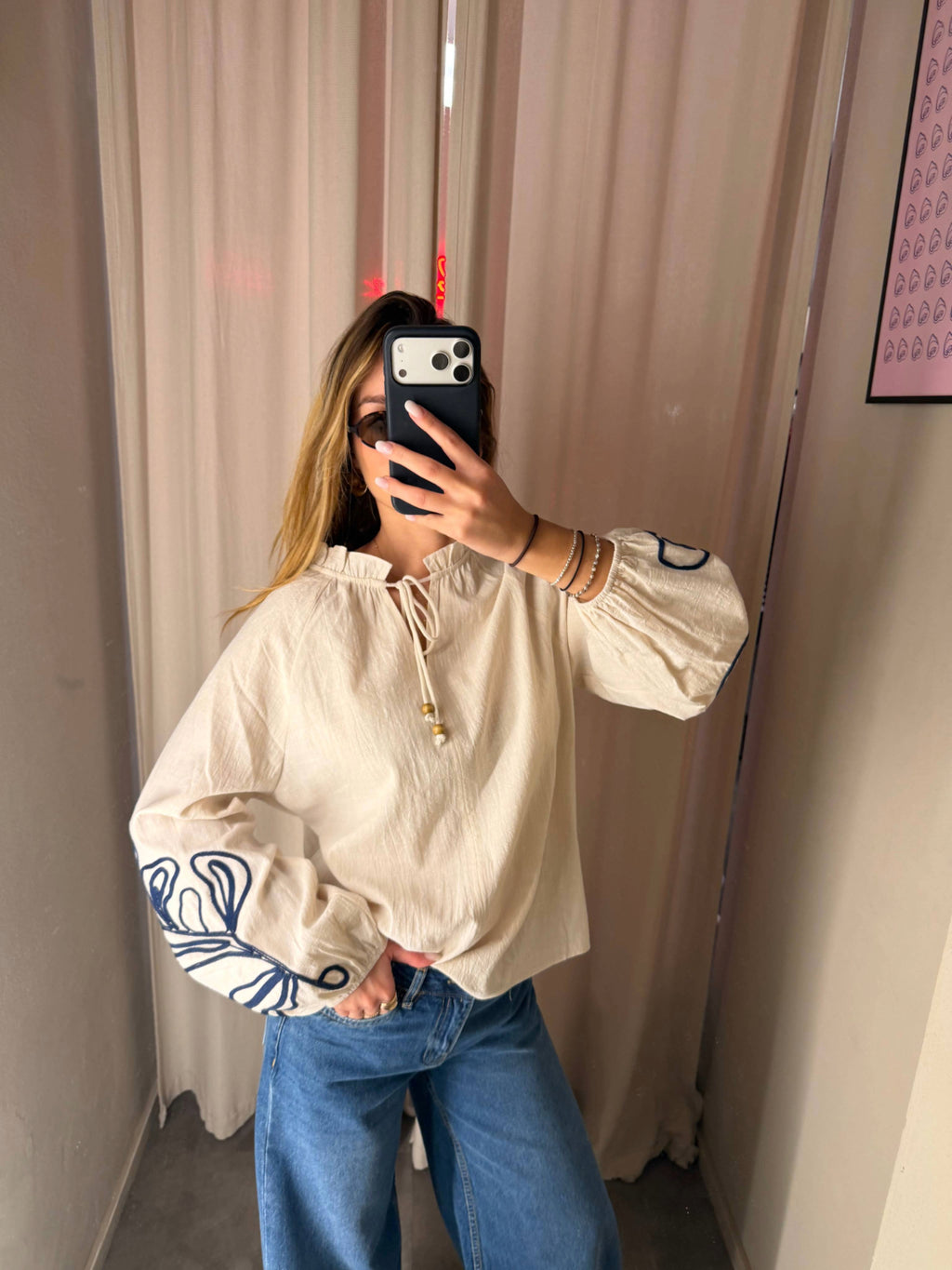 Blusa con Ricamo