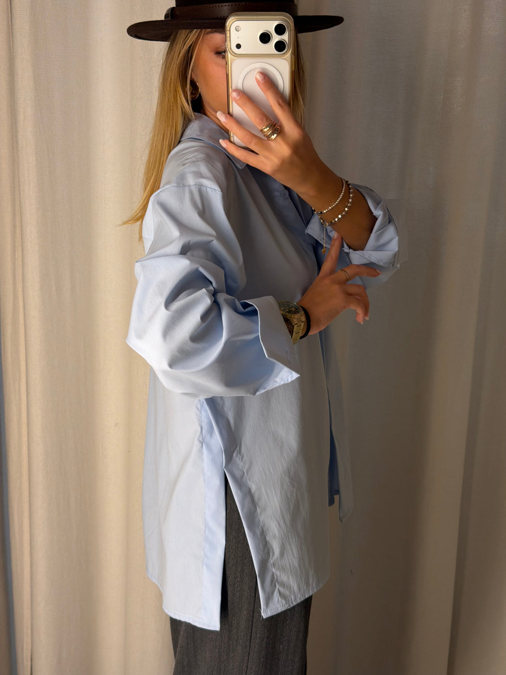 Camicia spacchi laterali