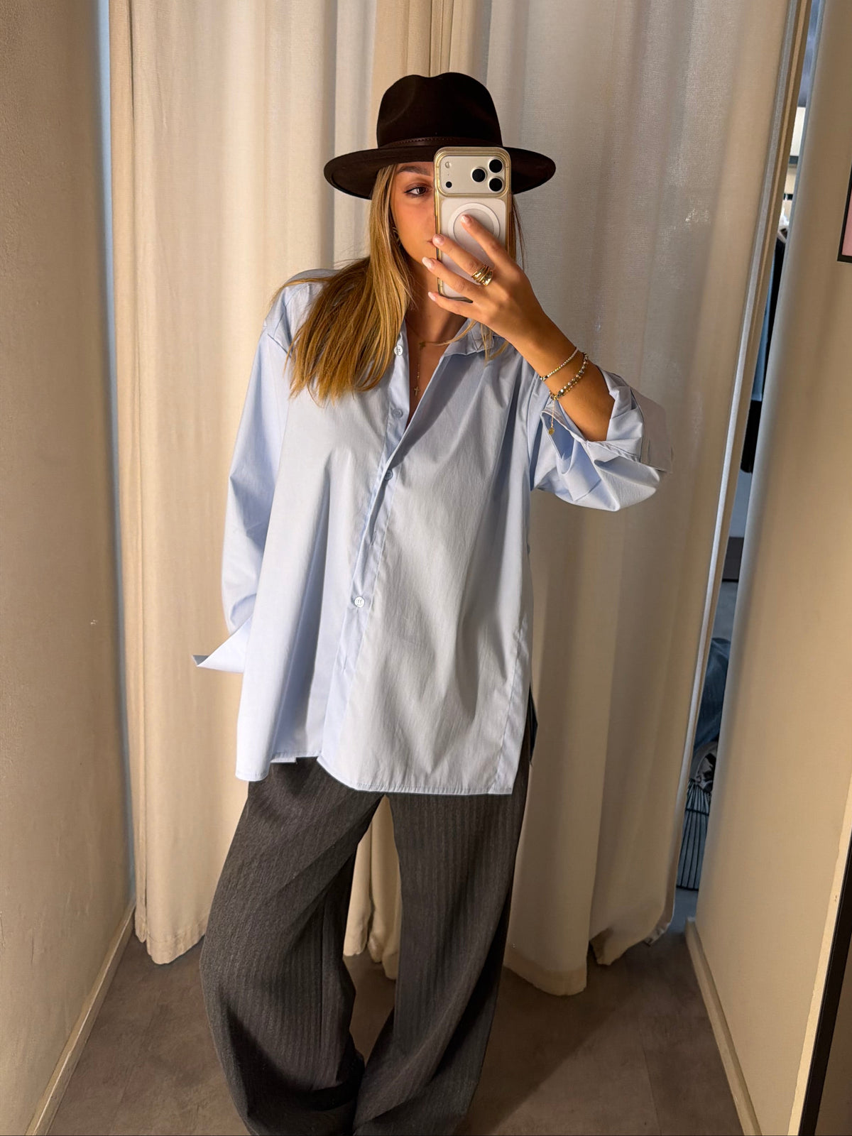 Camicia spacchi laterali