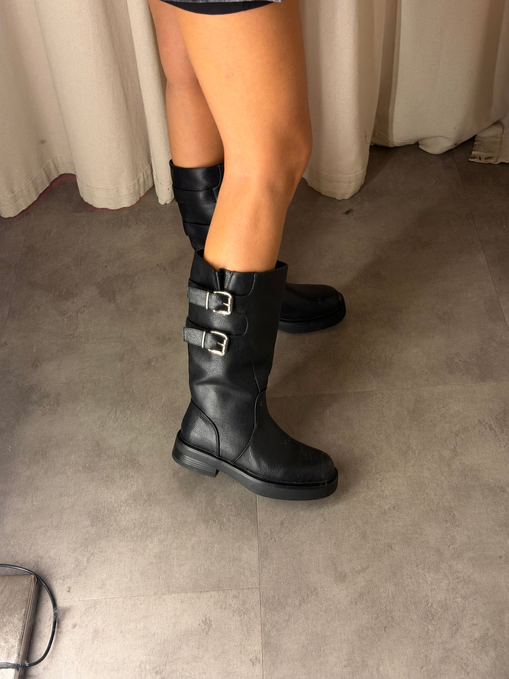 Biker con fibbie | NERO