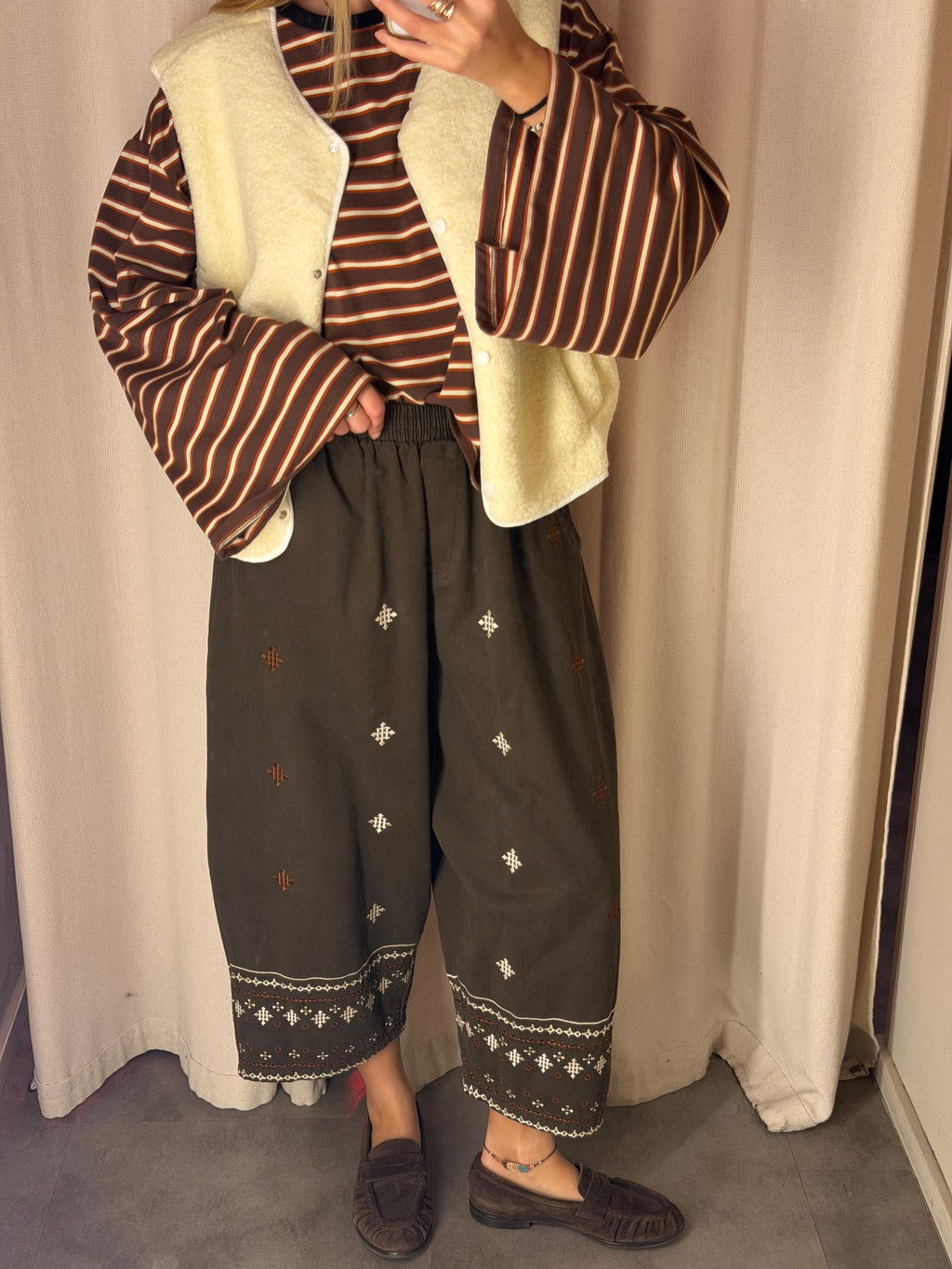 Pantalone Balloon con Ricami